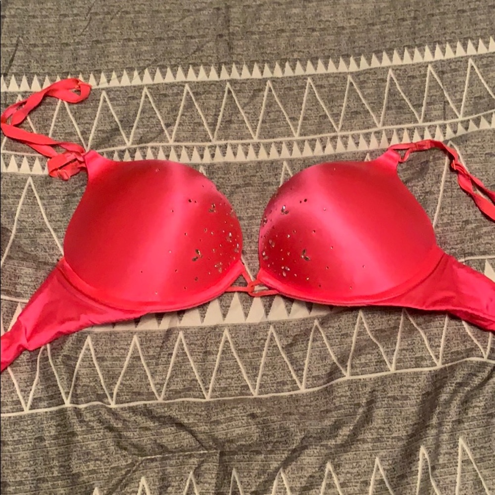 Victoria Secret Bombshell Bra